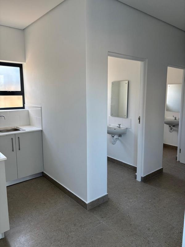 Commercial Property for Sale in Fairview Eastern Cape